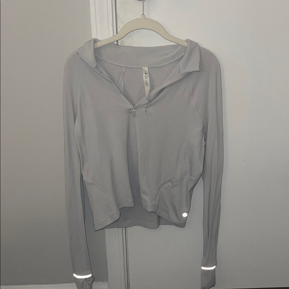 Lululemon Athletica Gray Polo Collar Fitted Crop Top